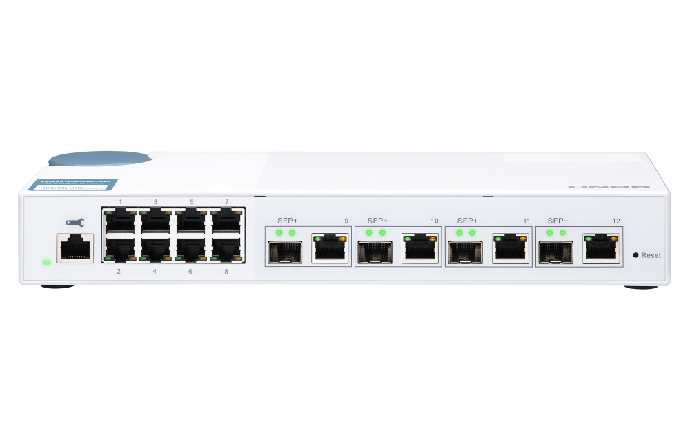 QNAP QSW-M408-4C 12-port kommutator